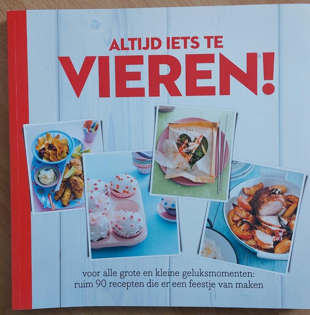 Altijd iets te vieren! Kookboek Albert Heijn, Albert Heijn, Ophalen of Verzenden, Zo goed als nieuw, Hoofdgerechten