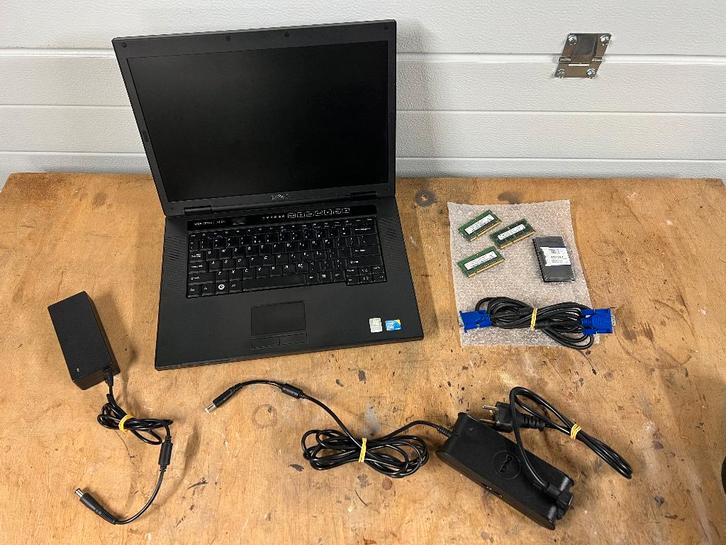 Dell Vostro 1520 laptop – defect / voor onderdelen, Computers en Software, Windows Laptops, Niet werkend, 15 inch, 2 tot 3 Ghz