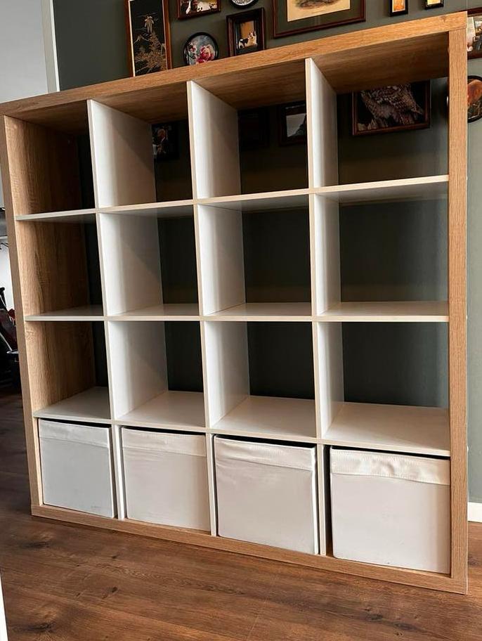 Vakkenkast - 12 vaks wit / bruin eiken - incl. manden, Ophalen, 100 tot 150 cm, Zo goed als nieuw, Minder dan 100 cm