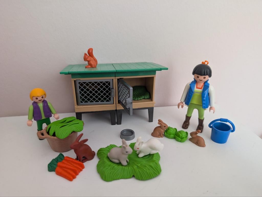 Playmobil konijnenhok met konijnen en poppetjes, Ophalen of Verzenden, Zo goed als nieuw, Complete set