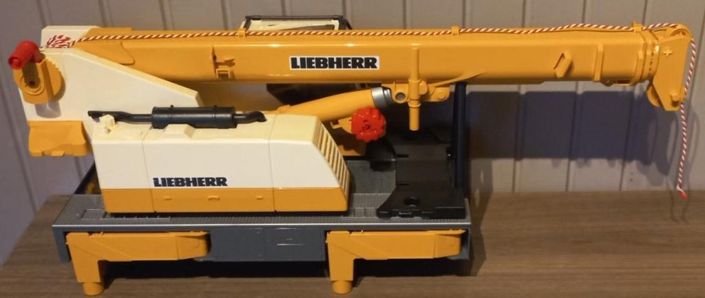 Bruder Liebherr Hijskraan opbouw Crawler / Tamiya / Wedico, Ophalen of Verzenden, Gebruikt