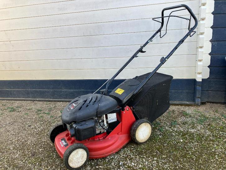 Grasmaaier MTD395 SPO, Tuin en Terras, Grasmaaiers, Gebruikt, Benzine-grasmaaier, 30 t/m 39 cm, Cirkelmaaier, Opvangbak, Ophalen