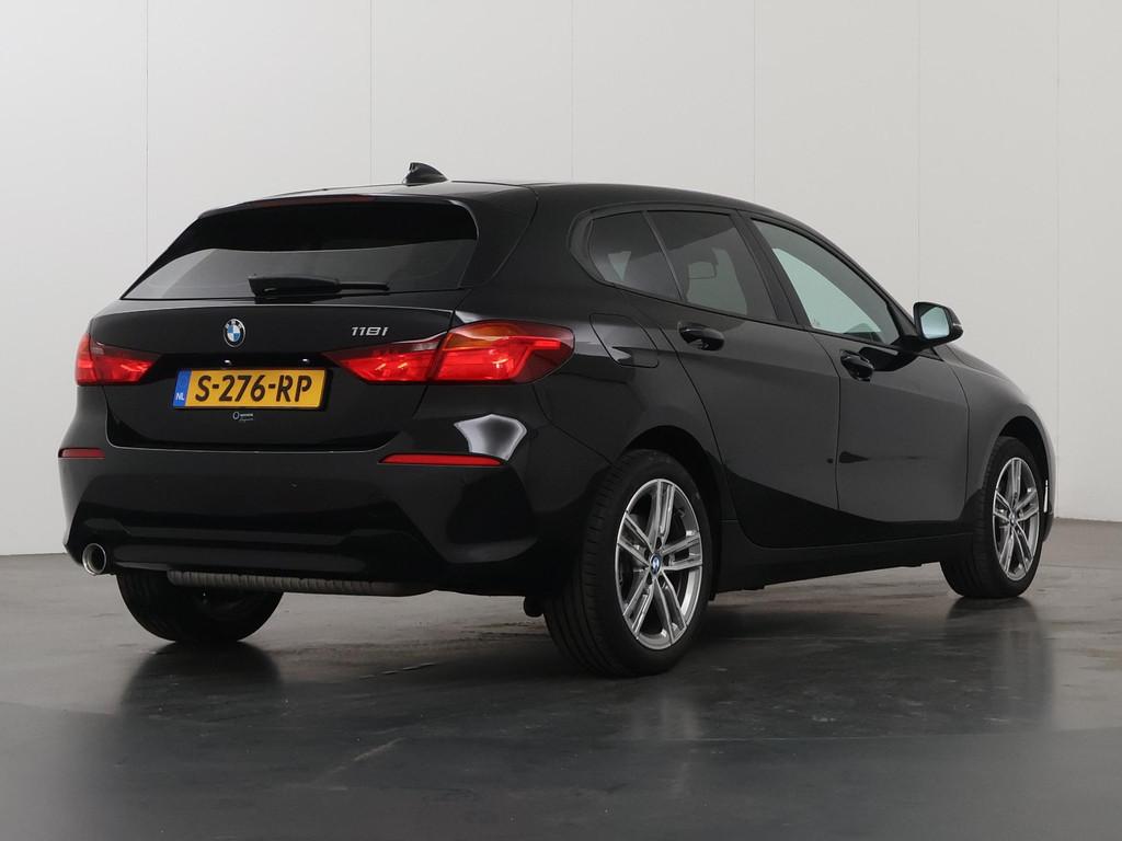 BMW 1-serie 118i Introduction Edition | Navigatie | Parkeers, Auto's, Gebruikt, Zwart, Origineel Nederlands, 3 cilinders