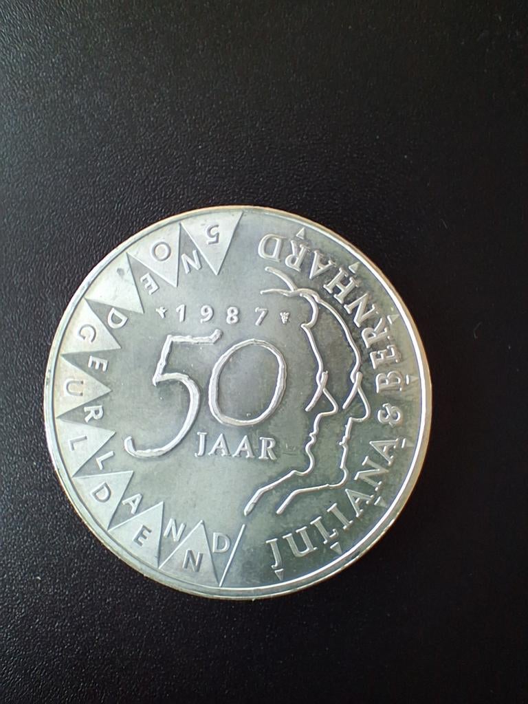 Nederland  - 50 gulden stuk 1987 - Juliana en Bernhatd, Postzegels en Munten, Munten | Nederland, Verzenden, Koningin Beatrix