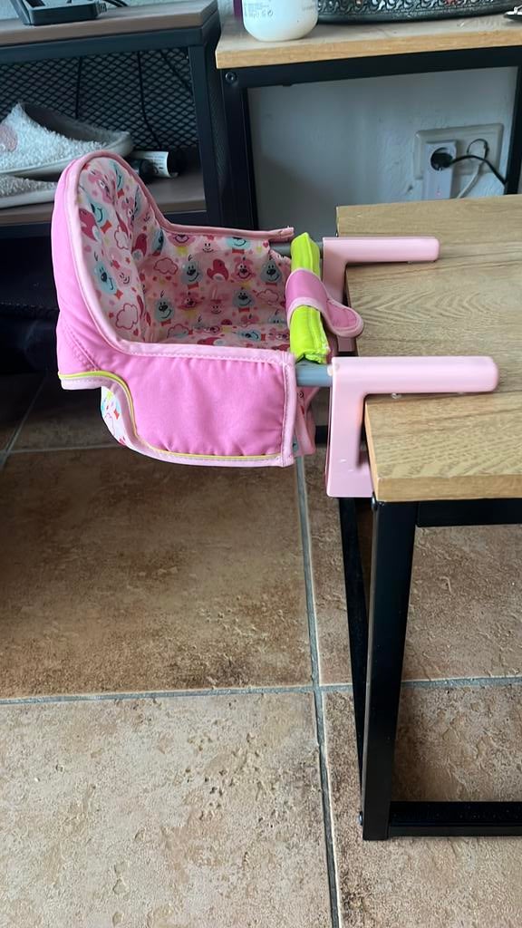 Zapf creation eetstoel, Kinderen en Baby's, Speelgoed | Poppen, Ophalen of Verzenden, Gebruikt, Babypop