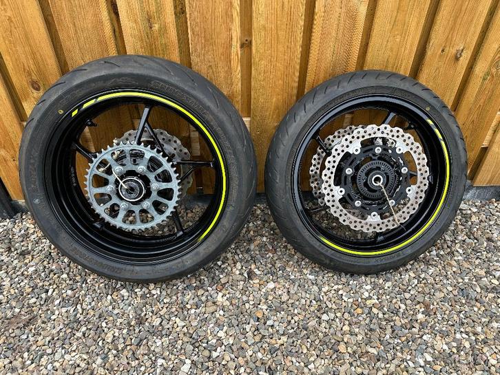 Wielenset kawasaki Z900 voorwiel achterwiel, Motoren, Onderdelen | Kawasaki, Gebruikt, Ophalen