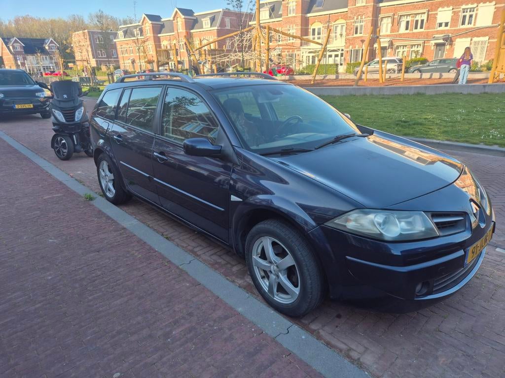 Renault Mégane 1.6 16V Grand Tour 2009 Blauw, 4 cilinders, Blauw, Stationwagon, Handgeschakeld