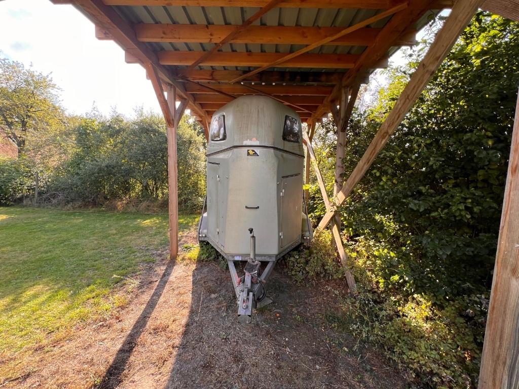 paarden trailer met kenteken, Ophalen, Gebruikt, Polyester, 2-paards trailer