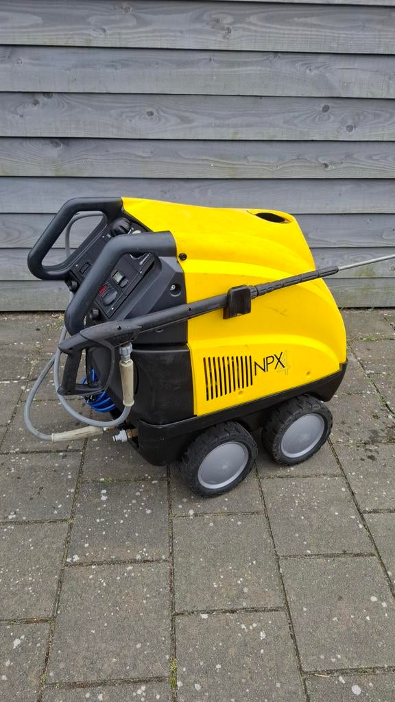 Hogedrukreiniger Warmwater gestookt 220 volt LAVOR NPX4, Tuin en Terras, Met autostop en -start, ., Ophalen of Verzenden, Lavor