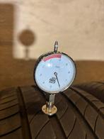 Diverse Sets 235-50-19 2 of 4 stuks A-Merken Zomerbanden, Gebruikt, 235 mm, Band(en), Personenwagen