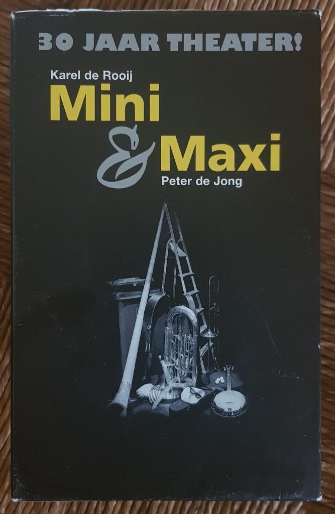 Mini & Maxi 30 jaar theater - VHS video verzamelbox - IGST, Cd's en Dvd's, VHS | Documentaire, Tv en Muziek, Alle leeftijden, Ophalen of Verzenden
