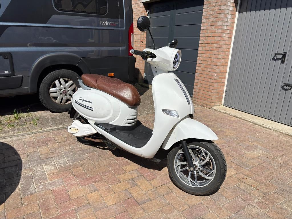 Elektrische Snorscooter DJJD - Wit met bruin zadel, Ophalen, Elektrisch, Overige merken