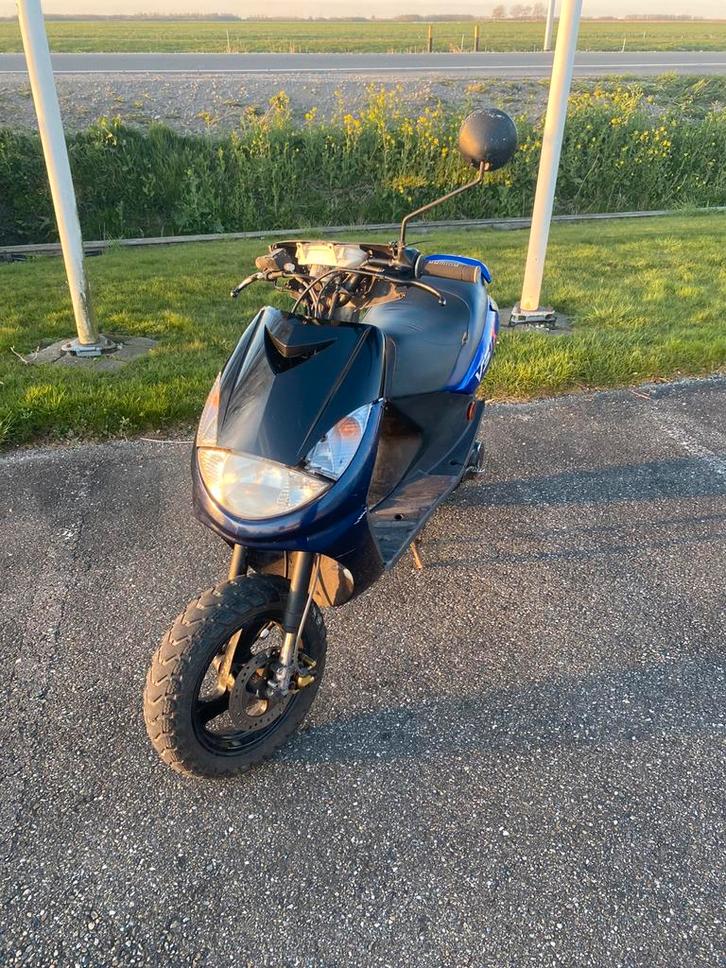 peugot vivacity 70cc, Fietsen en Brommers, Scooters | Peugeot, Zo goed als nieuw, Overige modellen, Benzine, Ophalen