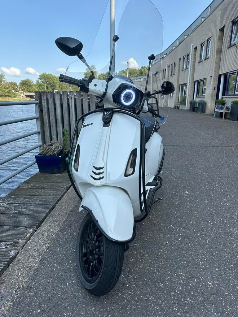 Vespa Sprint full option wit, Ophalen, Maximaal 45 km/u, Vespa S, Zo goed als nieuw