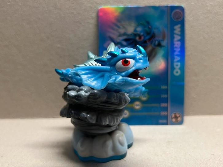 Skylanders Swap Force Lightcore Warnado mét kaart, Spelcomputers en Games, Games | Nintendo Wii U, Zo goed als nieuw, Role Playing Game (Rpg)