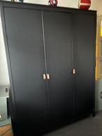 Kledingkast Zwart Leen Bakker, Huis en Inrichting, Ophalen, 150 tot 200 cm, Zo goed als nieuw, 150 tot 200 cm