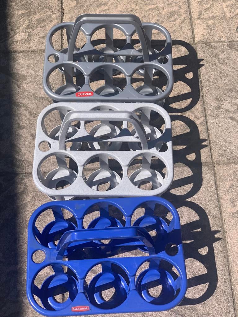 3 flessendragers, 1 Rubbermaid, 2 Curver, Ophalen of Verzenden, Gebruikt