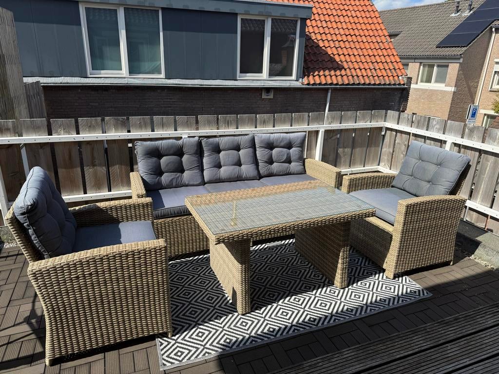 Complete Loungeset met Tafel en Kussens, Tuin en Terras, Tuinsets en Loungesets, Ophalen, 5 zitplaatsen, Gebruikt, Bank