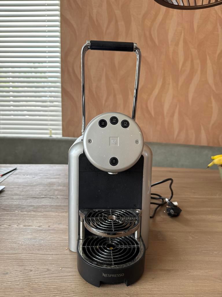 Nespresso Zenius Koffiemachine - Professionele Kwaliteit, Witgoed en Apparatuur, Koffiezetapparaten, Gebruikt, Koffiemachine, Ophalen of Verzenden