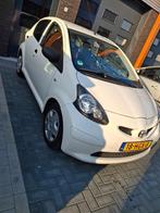 Toyota Aygo 1.0 12V Vvt-i 5DRS 2008 Wit, Auto's, Voorwielaandrijving, 4 stoelen, Origineel Nederlands, Handgeschakeld