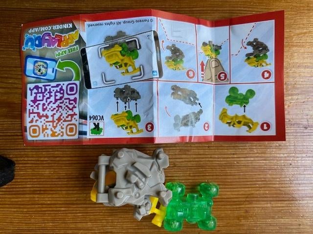 racing figuurtje vc064 uit ferrero surprise eieren, Ophalen of Verzenden, Zo goed als nieuw