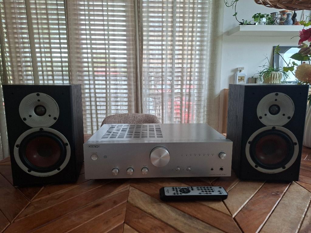 Onkyo 9010 (incl DAC) + Dali Spektor 2. Nieuwstaat!!!, Audio, Tv en Foto, Stereo-sets, Losse componenten, Zo goed als nieuw, Speakers