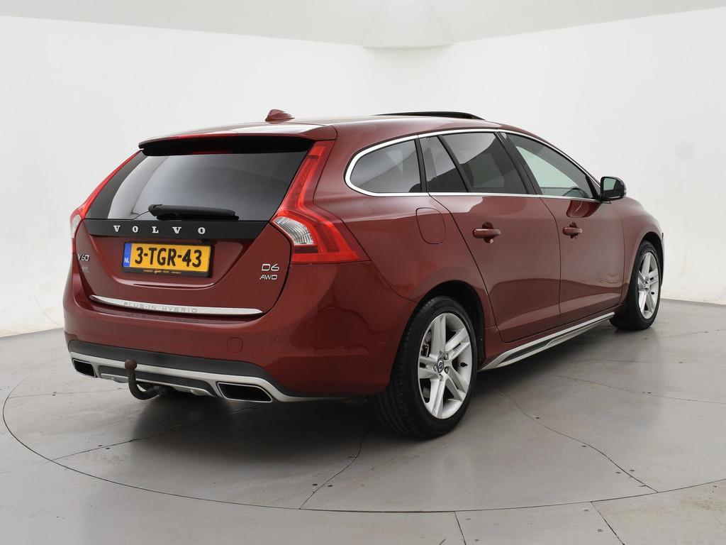 Volvo V60 2.4 D6 AWD 285 PK PLUG-IN SUMMUM *FLAMENCO RED* +, Auto's, Automaat, Bi-Xenon koplampen, Vierwielaandrijving, 212 €/maand
