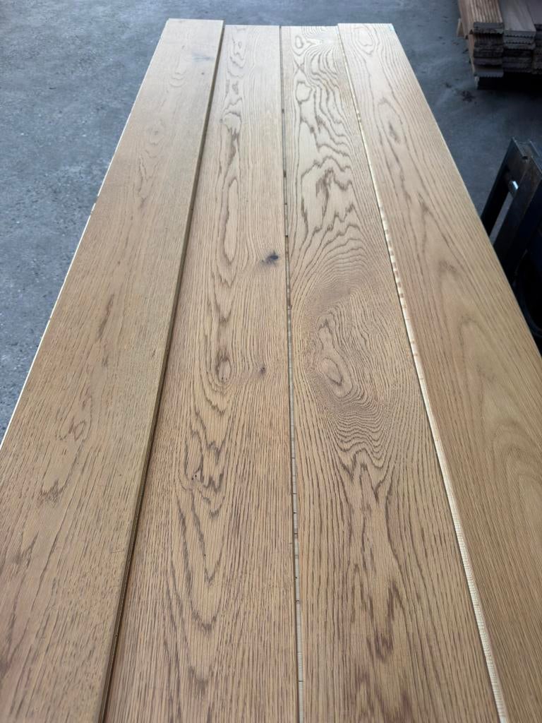 Eiken vloer 51 m2 lamelparket 19 cm breed 1,4 cm dik top 4mm, Doe-het-zelf en Verbouw, Vloerdelen en Plavuizen, Ophalen, Gebruikt