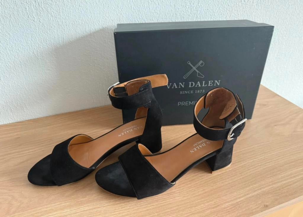 Van Dalen zwarte dames hakken - maat 40, Ophalen of Verzenden, Zo goed als nieuw, Sneakers of Gympen
