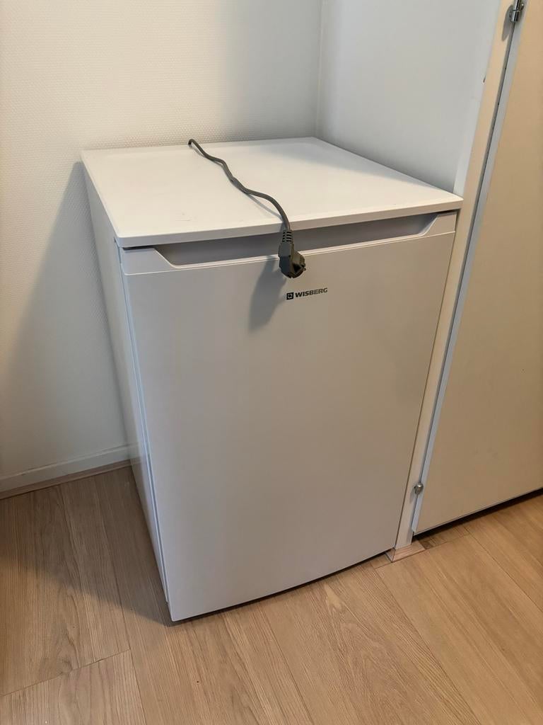 Wisberg Vriezer WBTTVR55DFCW - Nieuw, Witgoed en Apparatuur, Vriezers en Diepvrieskisten, Minder dan 85 cm, Minder dan 60 cm, Zo goed als nieuw