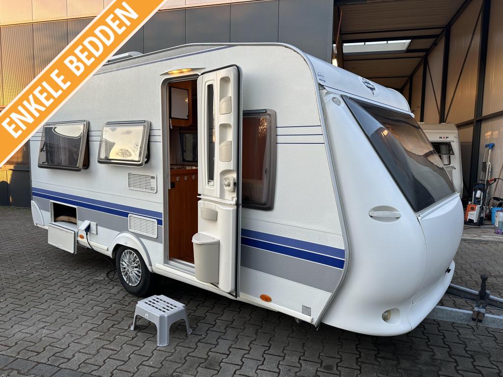 Hobby Excellent 460 LU ENKELE BEDDEN - VOORTENT!, Caravans en Kamperen, Caravans, Bedrijf, tot en met 4, 750 - 1000 kg, Rondzit