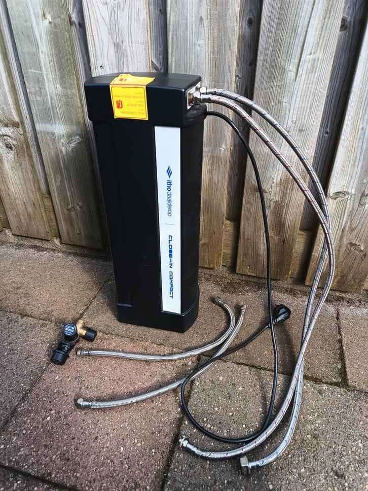 Itho Daalderop Close-in Compact plint boiler 1500W, Doe-het-zelf en Verbouw, Geisers en Boilers, Ophalen of Verzenden