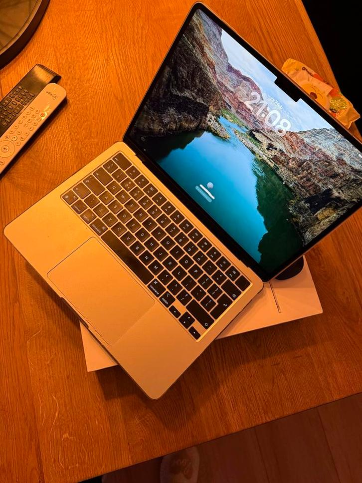 Macbook nieuwstaat, Computers en Software, Apple Macbooks, Zo goed als nieuw, 13 inch, Ophalen