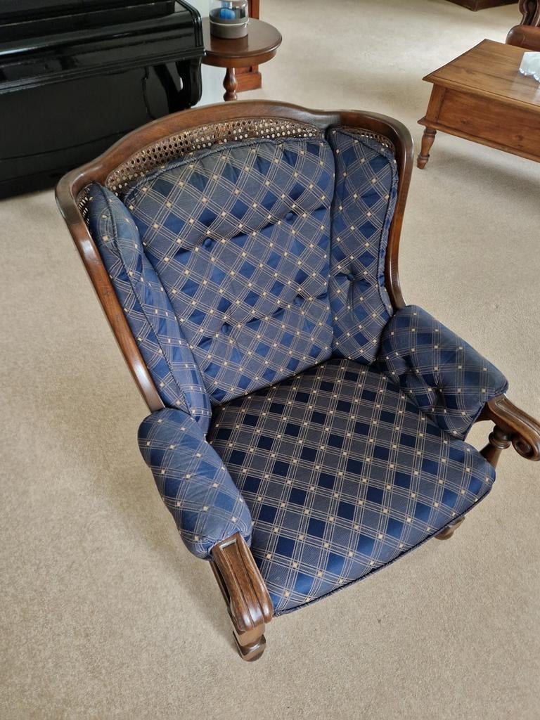 Fauteuil met blauw geruit patroon, Huis en Inrichting, Fauteuils, Ophalen