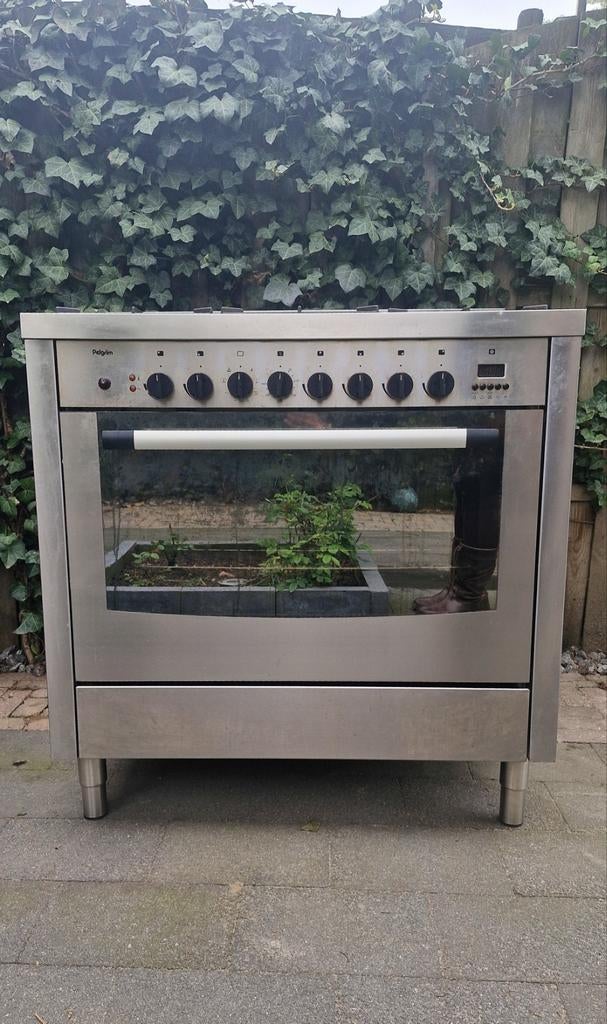 Pelgrim fornuis 90 cm, 6 pits, grote oven, Witgoed en Apparatuur, Fornuizen, Ophalen, Gebruikt, Hete lucht, 60 cm of meer