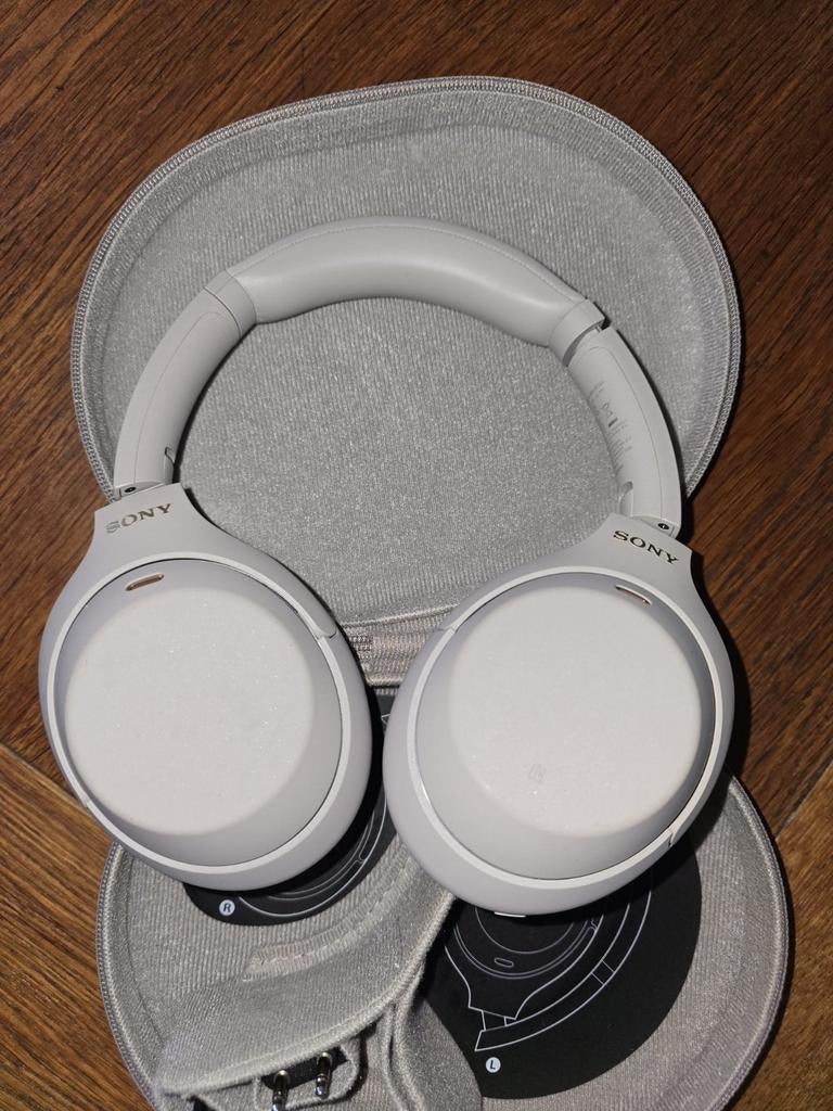 Sony WH-1000XM4 Draadloze Noise-Cancelling Koptelefoon, Ophalen of Verzenden, Zo goed als nieuw, Over oor (circumaural), Draadloos