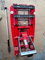 Motorhefbrug / krik, Motoren, Ophalen