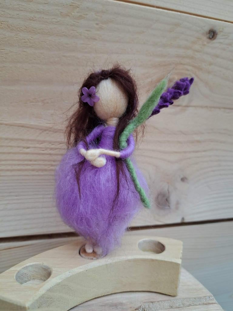 Seizoenstafel jaarring stekers popjes divers wol naaldvilt, Hobby en Vrije tijd, Vilt, Ophalen of Verzenden, Zo goed als nieuw