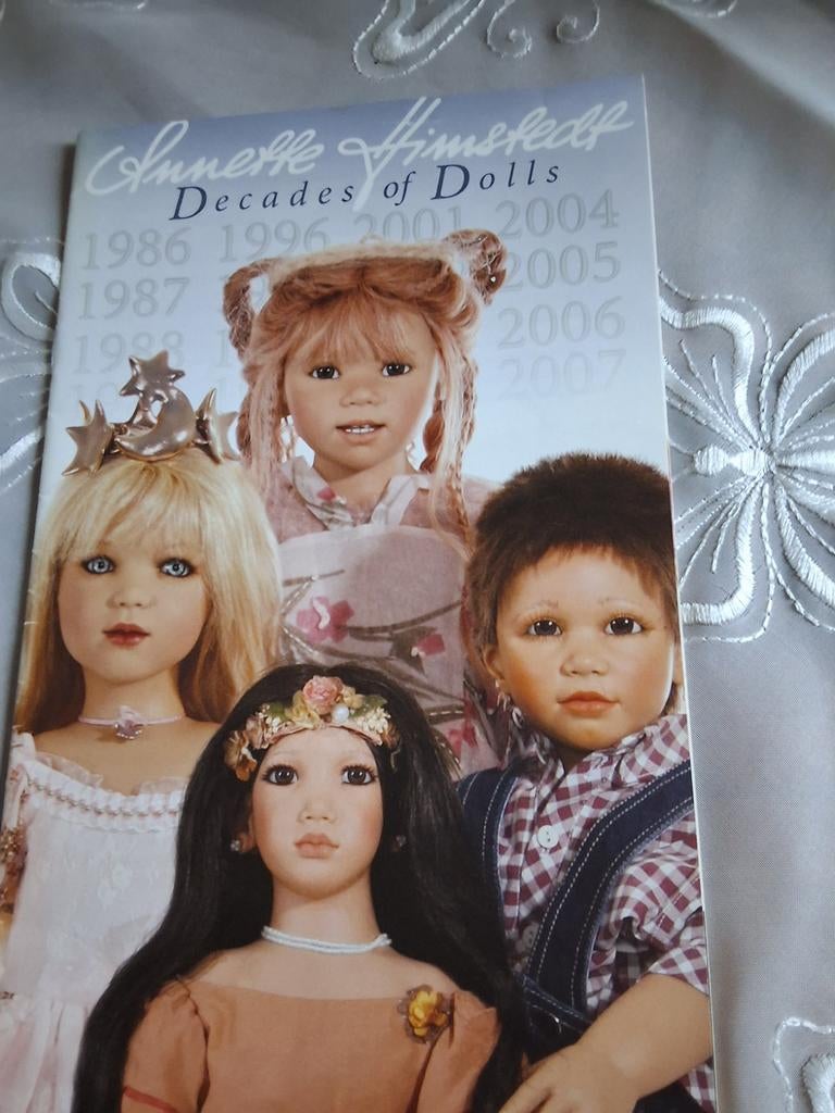 Brochures en folders van Annette Himstedt en Heidi Ott, Verzamelen, Poppen, Ophalen of Verzenden, Pop