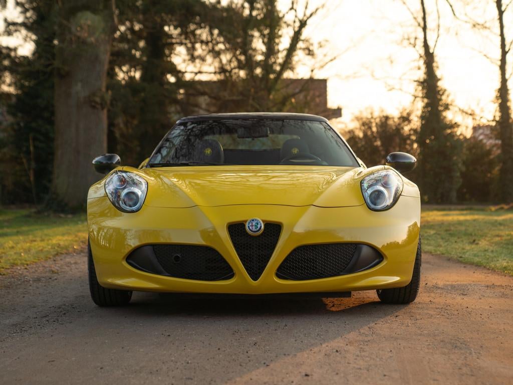 Alfa Romeo 4C Spider 1750TBI TCT | 1e eigenaar | Giallo Prot, Auto's, Alfa Romeo, Automaat, Achterwielaandrijving, Gebruikt, Zwart