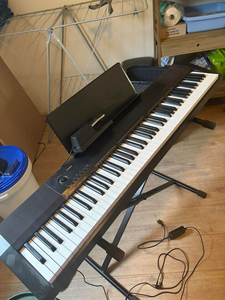 Casio CDP-130 Digitale Piano met Standaard en Pedaal, Muziek en Instrumenten, Piano's, Ophalen of Verzenden, Gebruikt