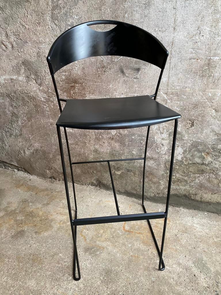 Baleri Italy metalen design barkruk , jaren 80, Huis en Inrichting, Barkrukken, Italie, Gebruikt, Met voetsteun, 60 tot 90 cm