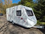 Caravan sterckeman 420cp volaut Mover ,voortent  Bovag 2026, Caravans en Kamperen, Kachel, Vast bed, Sterckeman, Treinzit