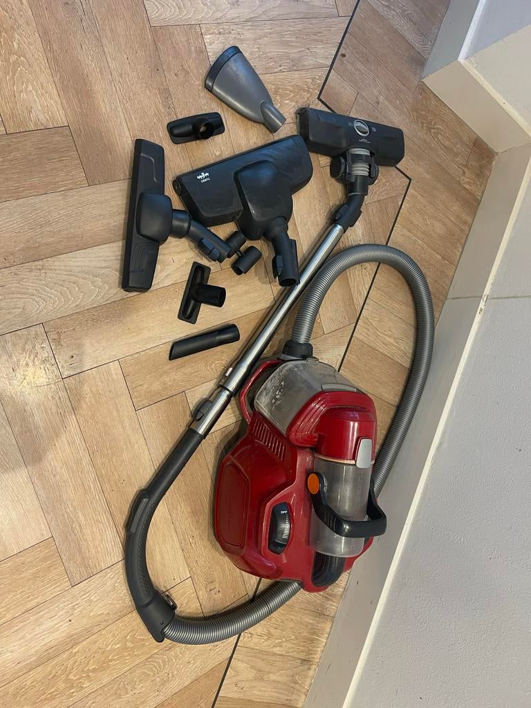 AEG LX7-2-CR-A Stofzuiger zonder zak - Krachtig en Compleet, Ophalen, Gebruikt, Stofzuiger, Minder dan 1200 watt