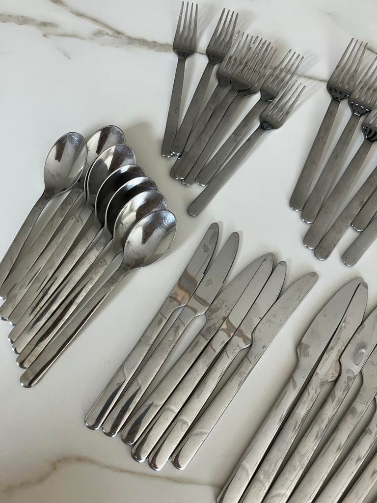 Grote set bestek, lepels, vorken en messen ikea, Ophalen, Gebruikt, Rvs of Chroom, Vaatwasserbestendig