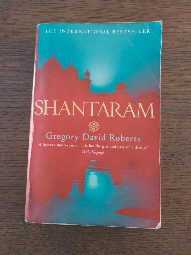 Shantaram - Gregory David Roberts (Engels), Boeken, Literatuur, Gelezen, Wereld overig, Ophalen of Verzenden