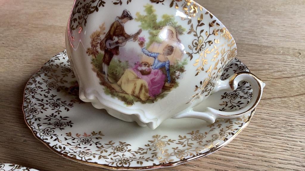 Antiek servies, Ophalen of Verzenden