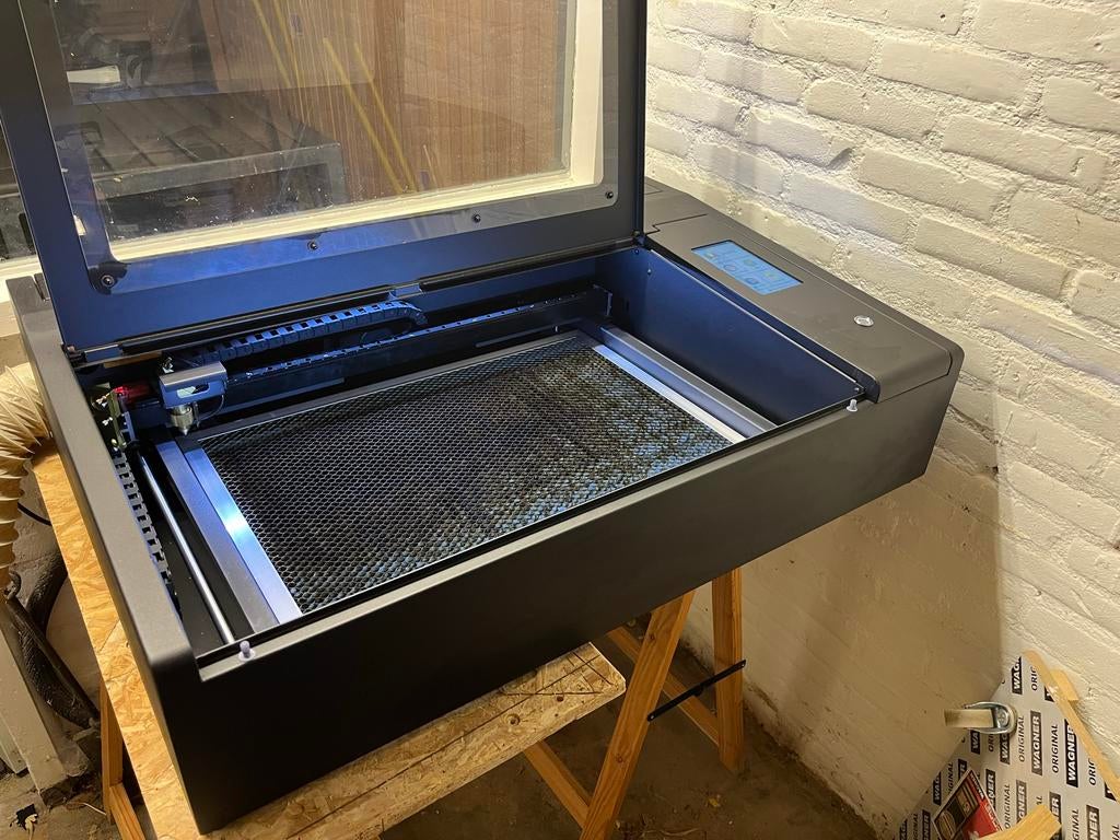 Flux Beambox Pro 50W lasersnijder, Doe-het-zelf en Verbouw, Gereedschap | Overige machines, Ophalen, Gebruikt