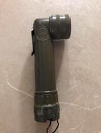 Oude leger zaklamp, Ophalen of Verzenden, Gebruikt, Batterij