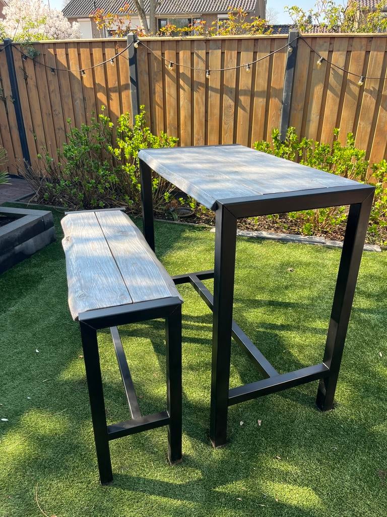 Unieke custom made bartafel + bank | Industriële uitstraling, Ophalen, Gebruikt